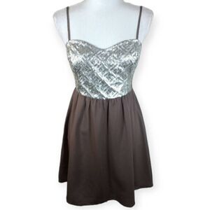 H&M SEQUIN SILVER & GRAY DRESS SZ.10 EUC.